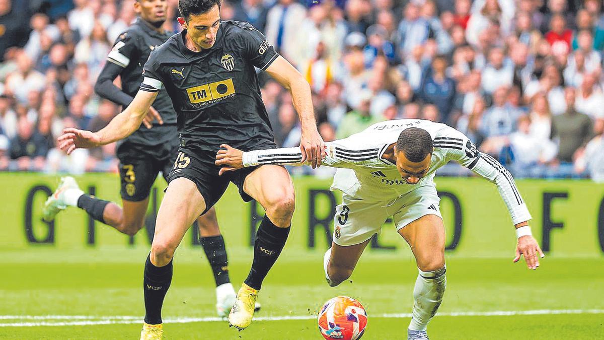 Valencia CF: Tárrega to Bologna & Transfer News