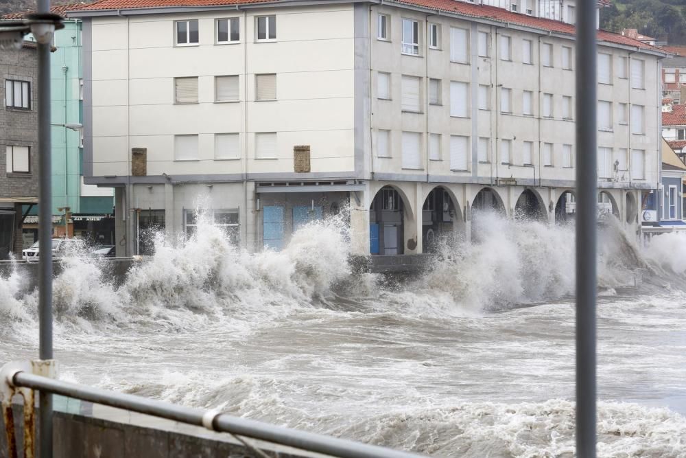 El temporal deja huella en la costa gozoniega