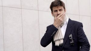 Piqué al llorar ante la jueza: Nadie va a pagar al final por el daño reputacional de imagen