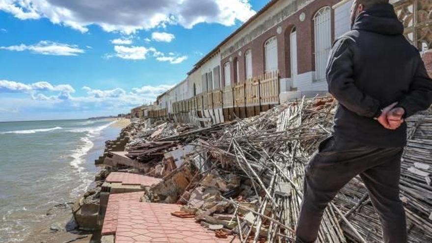 Cien vecinos de Playa Babilonia se movilizan para prorrogar la concesión por sesenta años más