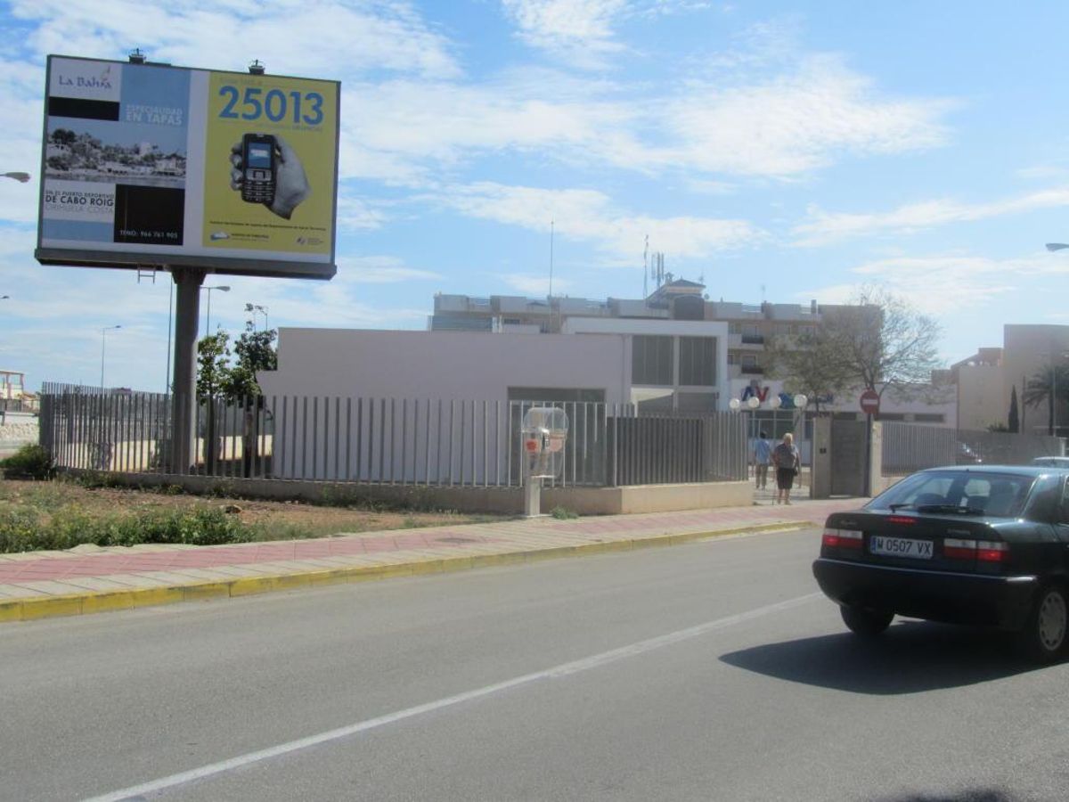 Orihuela construirá un consultorio médico en la costa si Sanidad vuelve a negar el segundo centro de salud