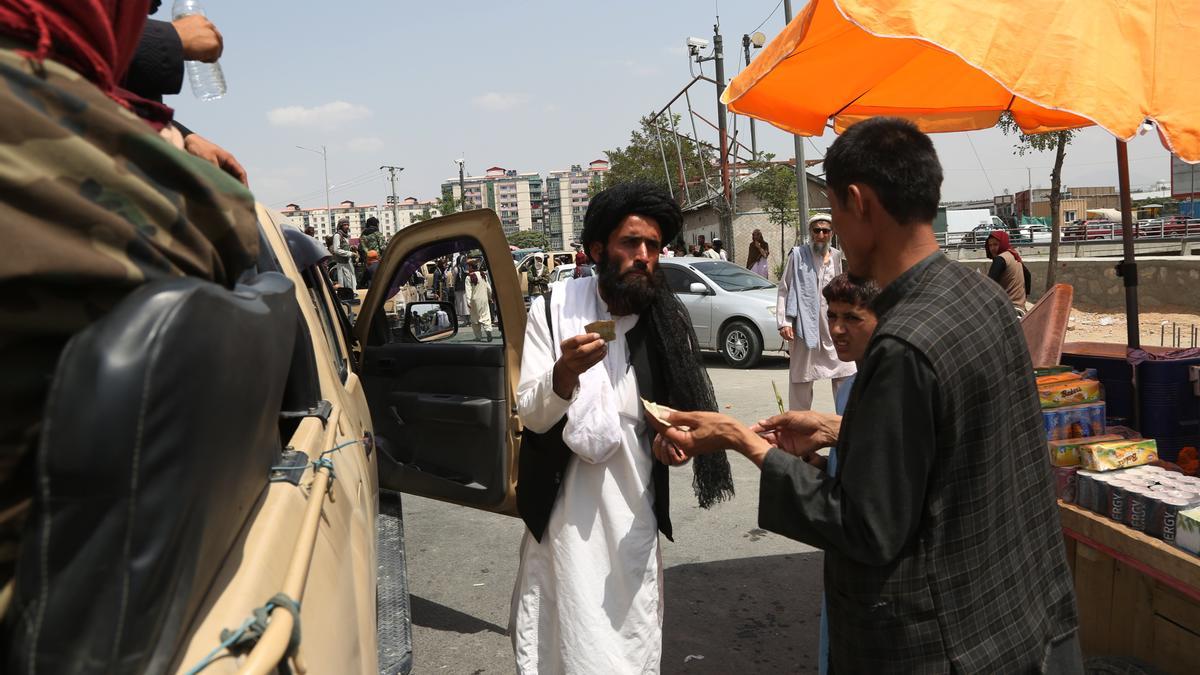 Milicianos talibán en Kabul