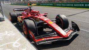 Leclerc , al volante del Ferrari en Australia