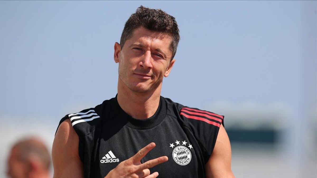 Robert Lewandowski, el goleador del Bayern, empieza la Bundesliga con hambre de tantos.