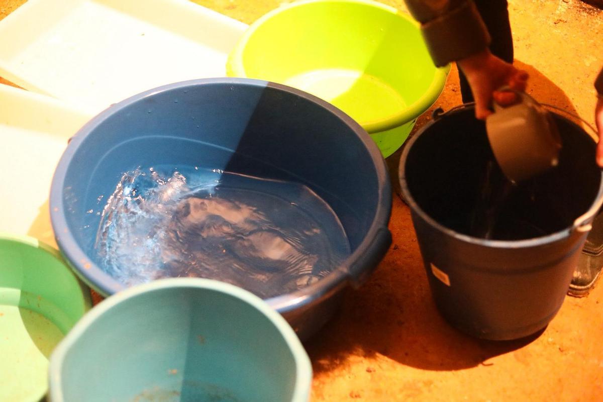 GALERÍA | Filtraciones en la calle Judería