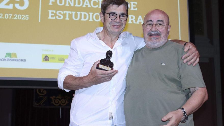 «Alquilar granjas a inmigrantes será la solución a la falta de relevo generacional»