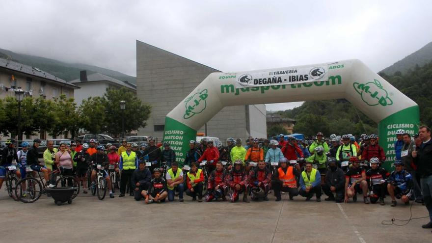 Participantes en la Degaña-Ibias.