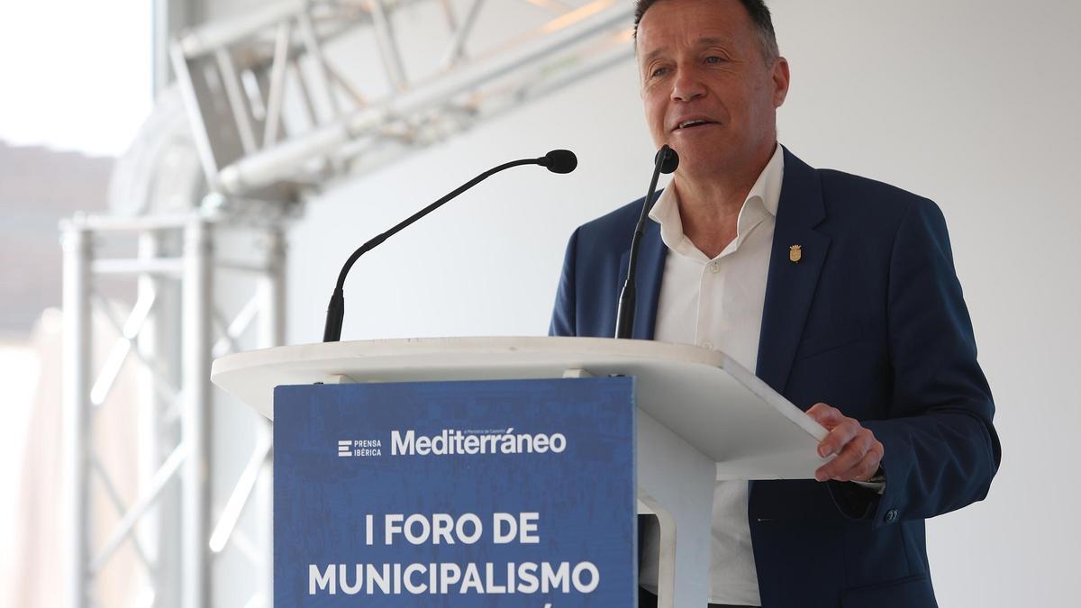 El alcalde de Burriana, Jorge Monferrer, durante el I Foro de Municipalismo en Castellón, este jueves.