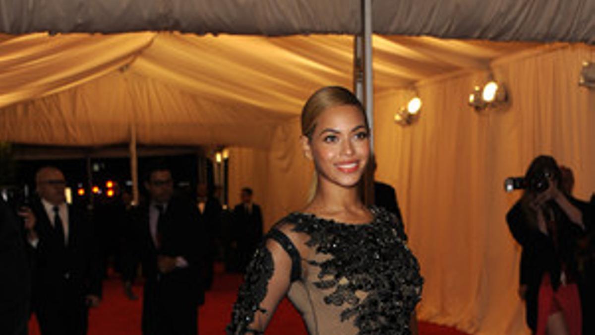 Beyoncé a su llegada al Museo de Arte Metropolitano en una gala benéfica