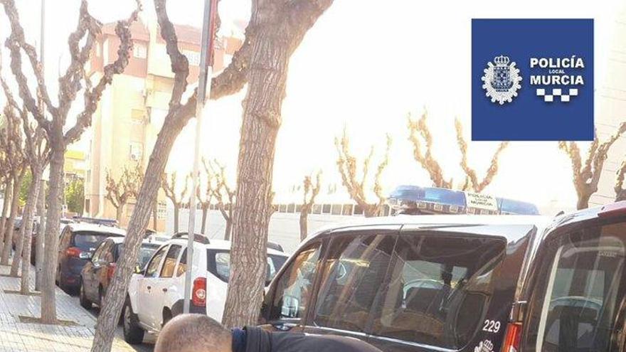 Detenido por robar montado en bici el móvil a un peatón de 61 años en Murcia