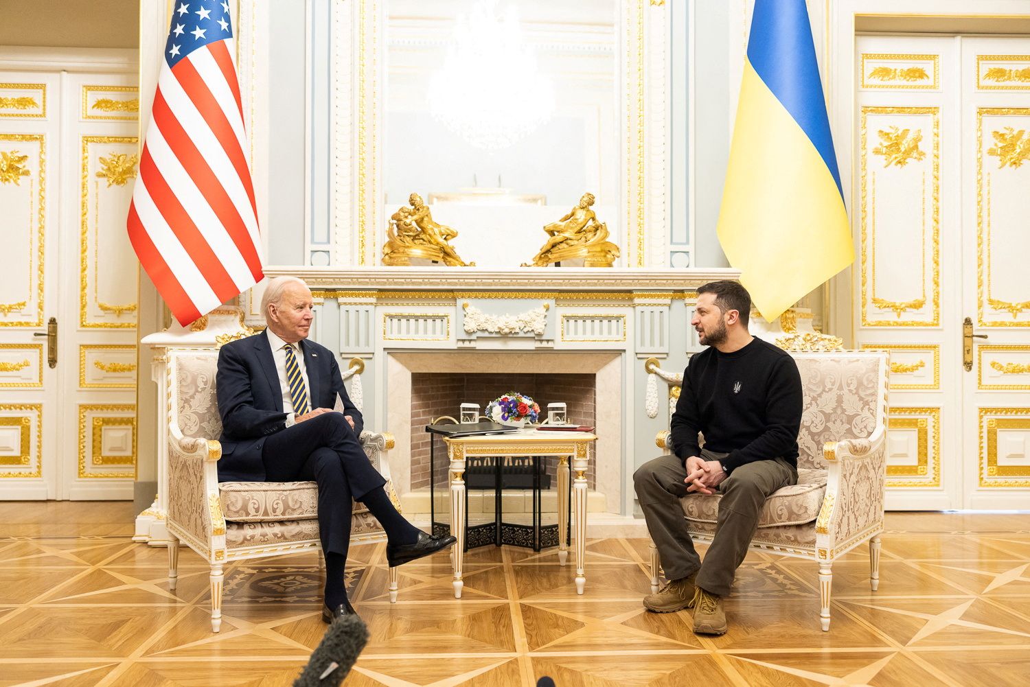 Joe Biden visita Kiev