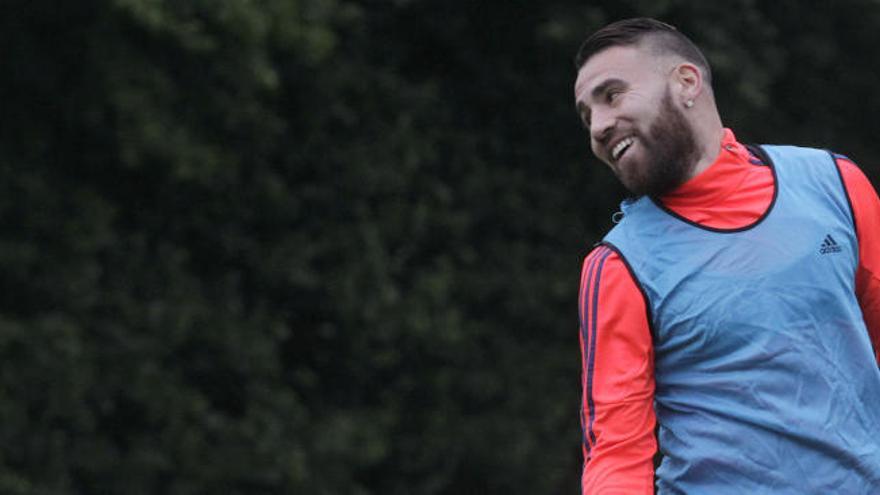 Llega Otamendi y Nuno ensaya la defensa de cuatro