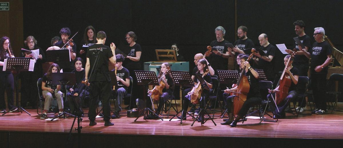 El Ensemble de Música Antiga en su concierto en el auditorio del conservatorio.