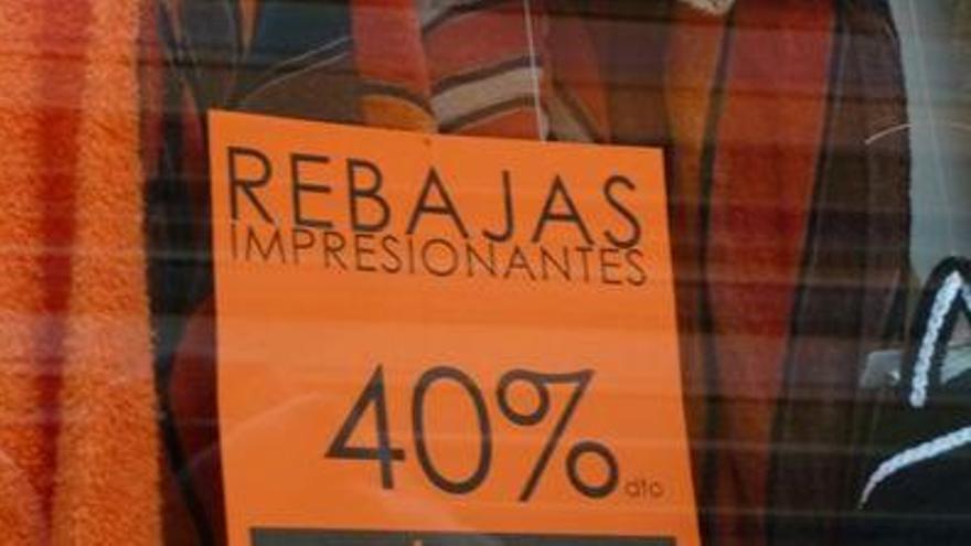 Inician ya las rebajas &#039;agresivas&#039;.