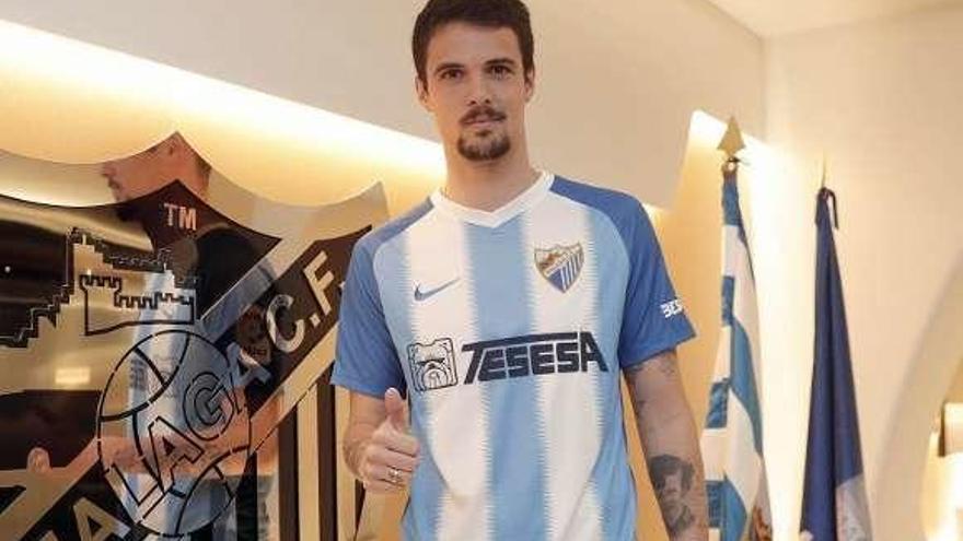 Erik Morán, con la camiseta del Málaga.