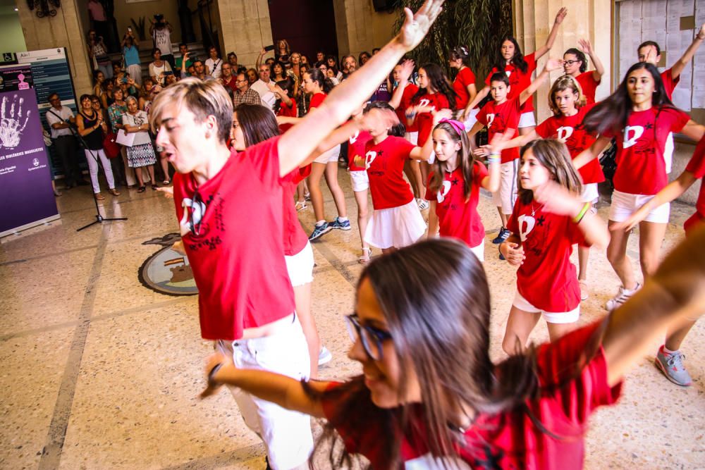 Acto contra la violencia de género en Alcoy