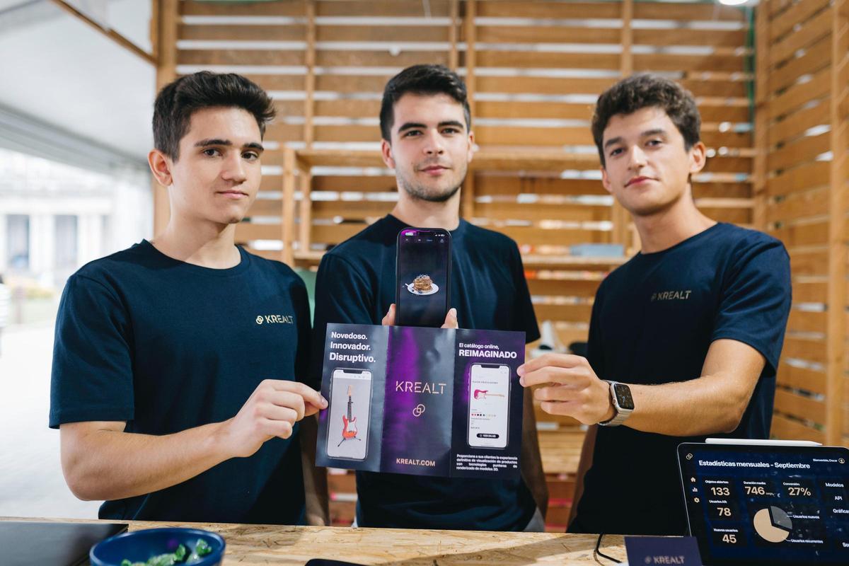 Pablo Dorrío, Paulo Sánchez y Luca Riego, creadores de Krealt.