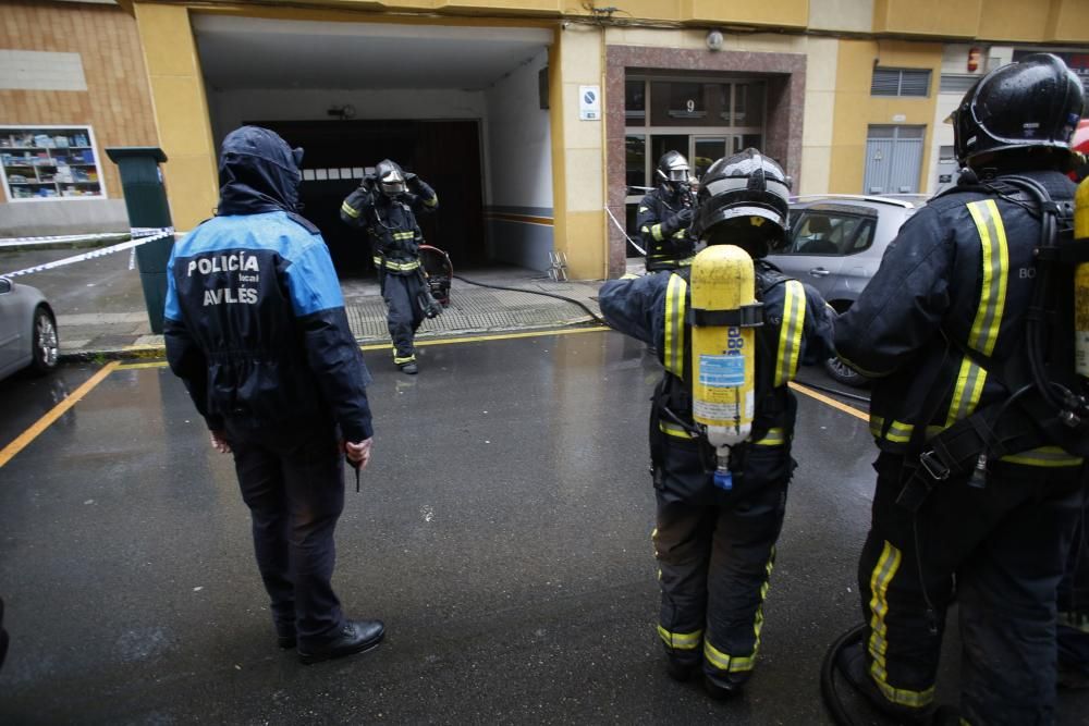 Incendio en un garaje de la calle Doctor Marañón de Avilés