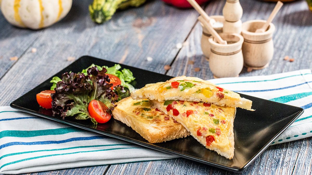 Descubre como preparar en pocos minutos un &quot;toast omelette&quot;, el desayuno de moda
