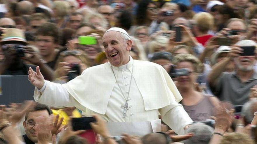 El Papa cree que las secesiones deben estudiarse cuidadosamente &quot;caso por caso&quot;