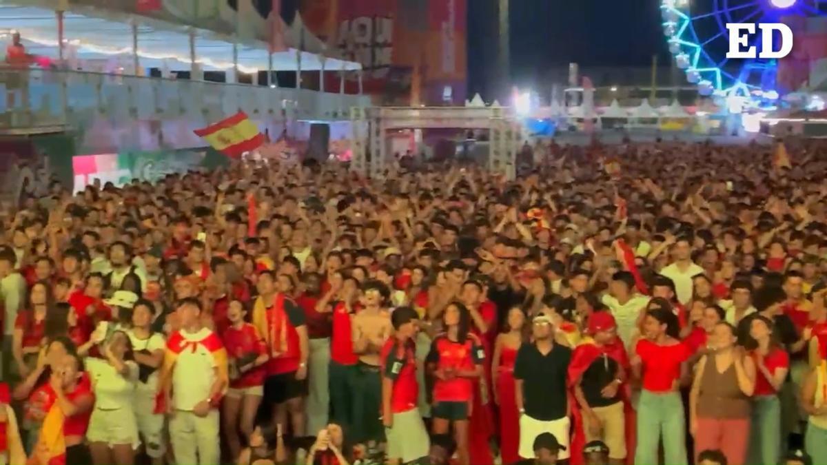 Vídeo: Tenerife se rinde a Pedri al saltar al campo en la final del Mundial 2026