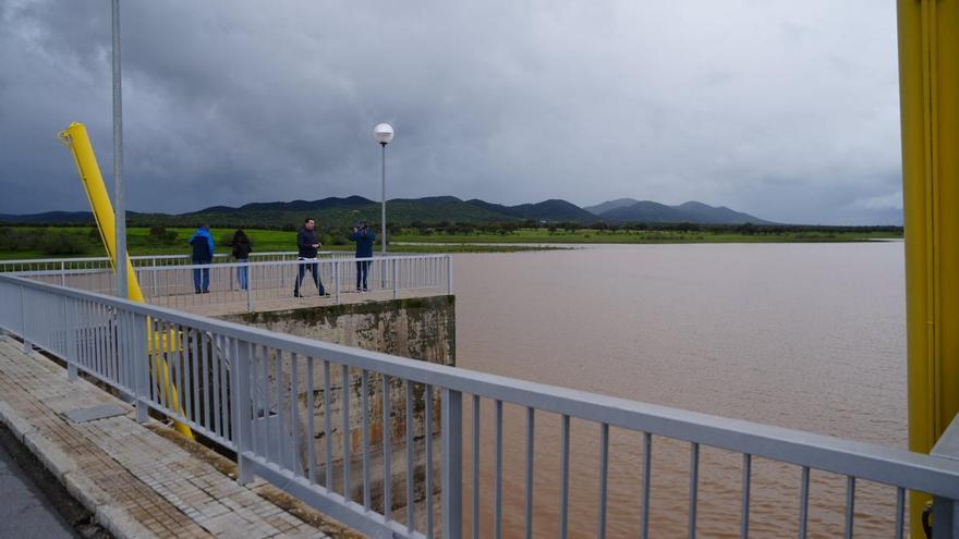 La Confederación del Guadalquivir espera triplicar este miércoles las dotaciones de agua para riego