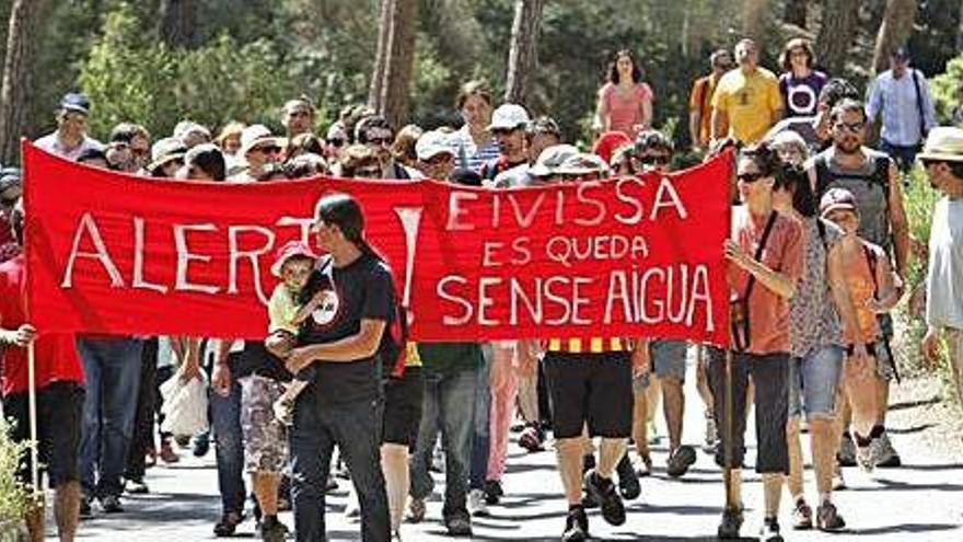 Acto reivindicativo que se hizo en Ibiza hace unos años para concienciar sobre la sobreexplotación de los recursos hídricos.