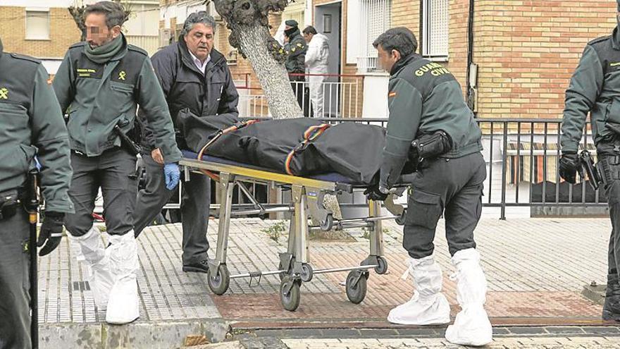 LA POLICÍA MATA EN sEVILLA AL AGRESOR DE UNA MUJER