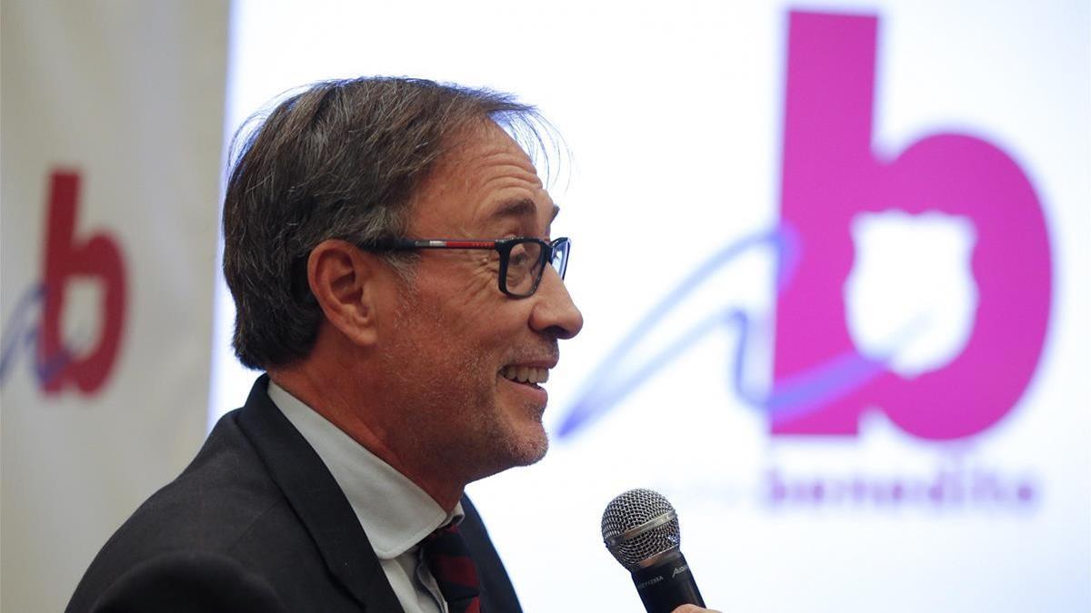 Agustí Benedito durante la presentación de su precandidatura a la presidencia del FC Barcelona.