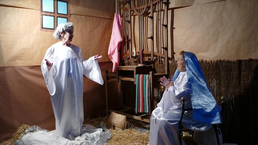 Los abuelos de la residencia San Sebastián de Palma hacen un vídeo para felicitar la Navidad