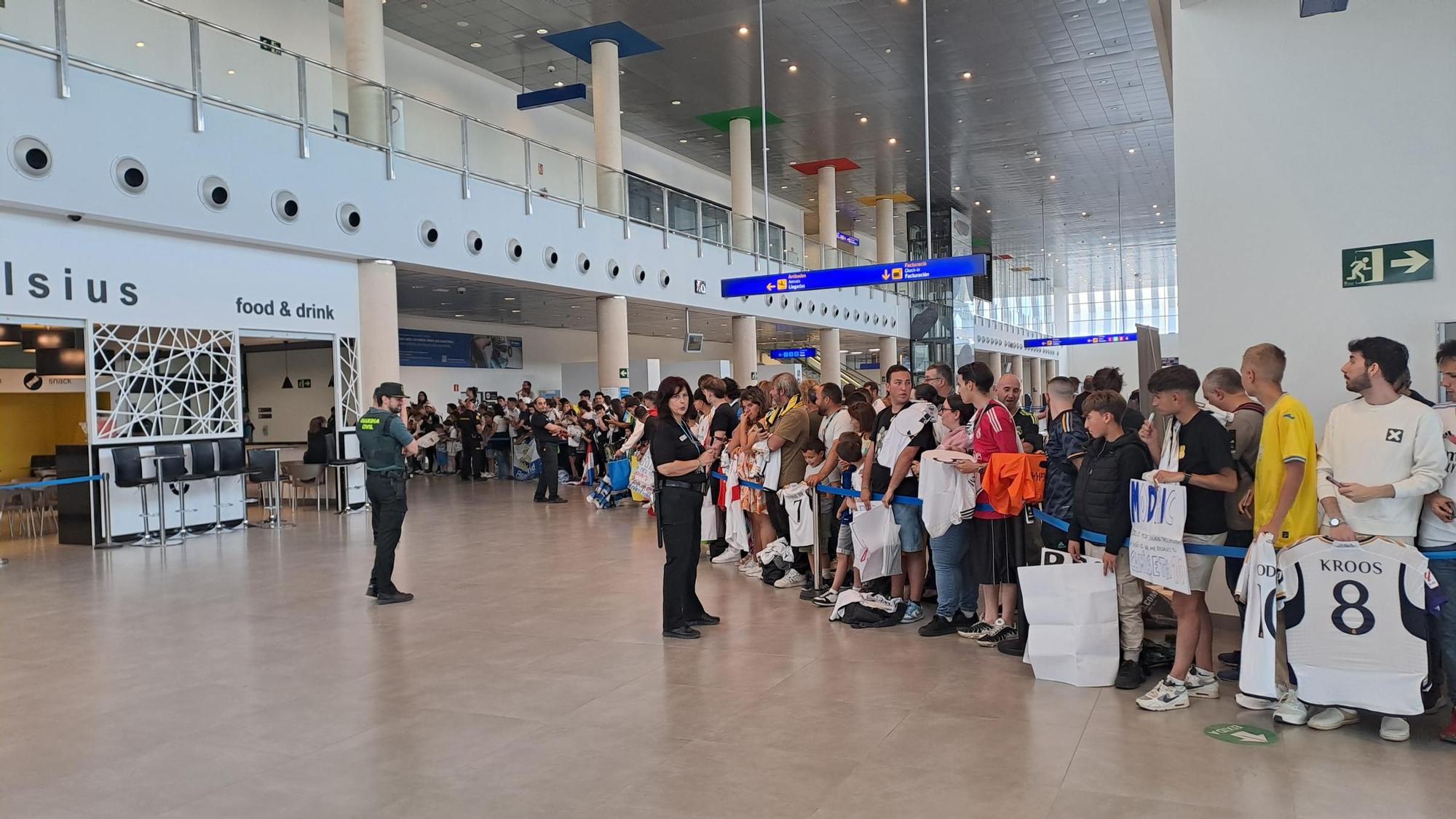 Las imágenes del Real Madrid en su llegada a Castellón para disputar el partido frente al Villarreal CF