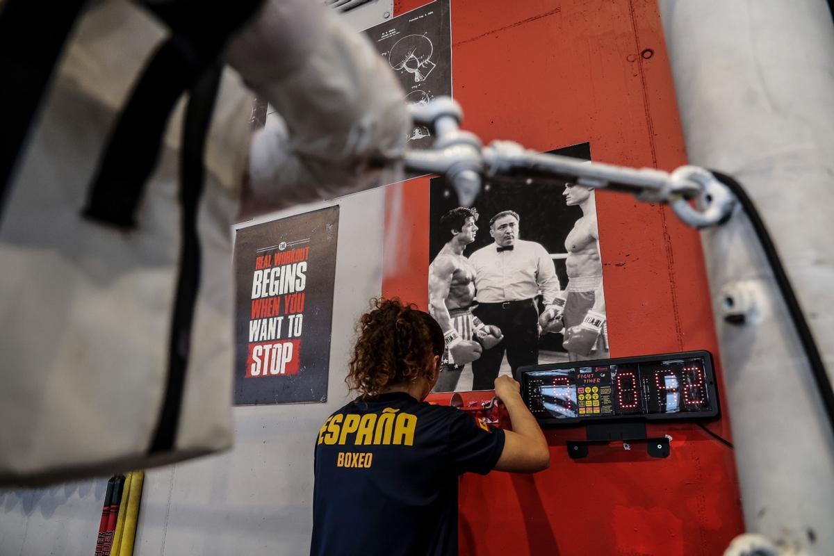 Sheila Martínez, la alicantina, campeona de Europa de boxeo de peso pluma