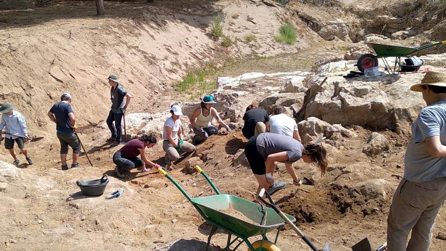 Troben per primer cop una cuina grega al jaciment d’Empúries