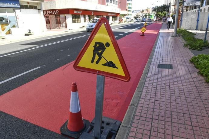 06-04-19 LAS PALAMS DE GRAN CANARAIA. LEON Y CASTILLO. LAS PALMAS DE GRAN CANARIA. Carril bici en en fase de implantación en Leon y Castillo. Fotos: Juan Castro.  | 06/05/2019 | Fotógrafo: Juan Carlos Castro