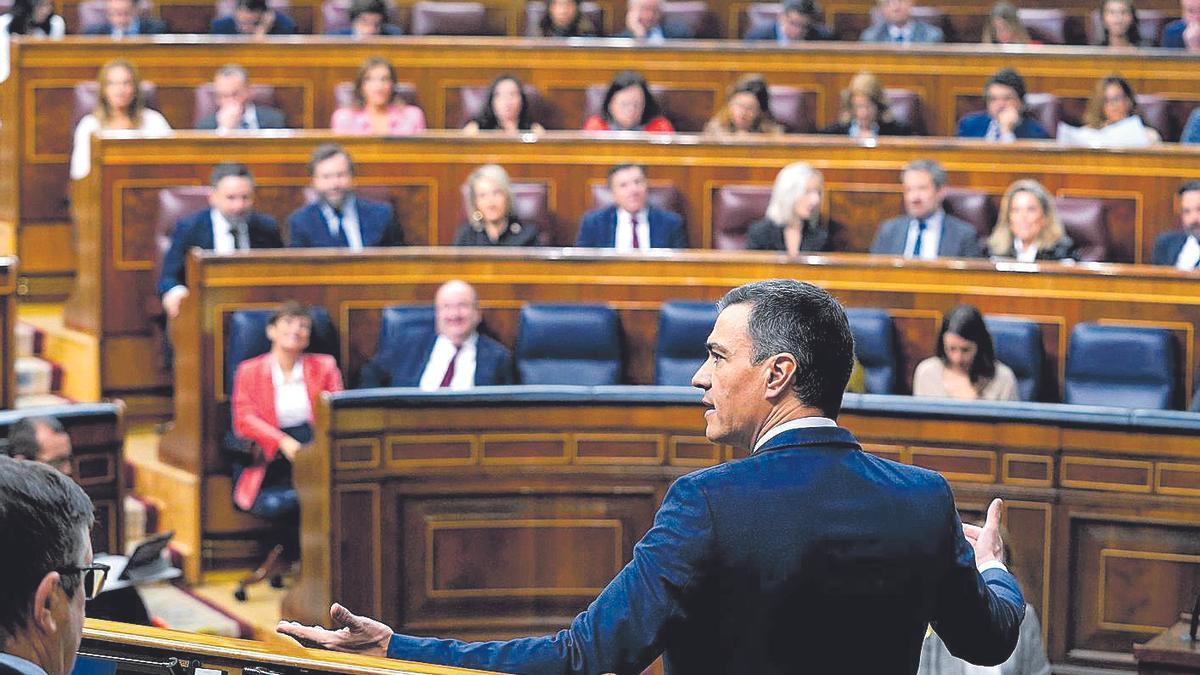 Sánchez intervenint davant el Congrés en una fotografia d’arxiu