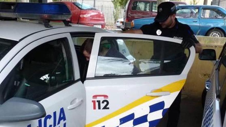 Uno de los jóvenes detenidos por la Policía Local de Manacor.