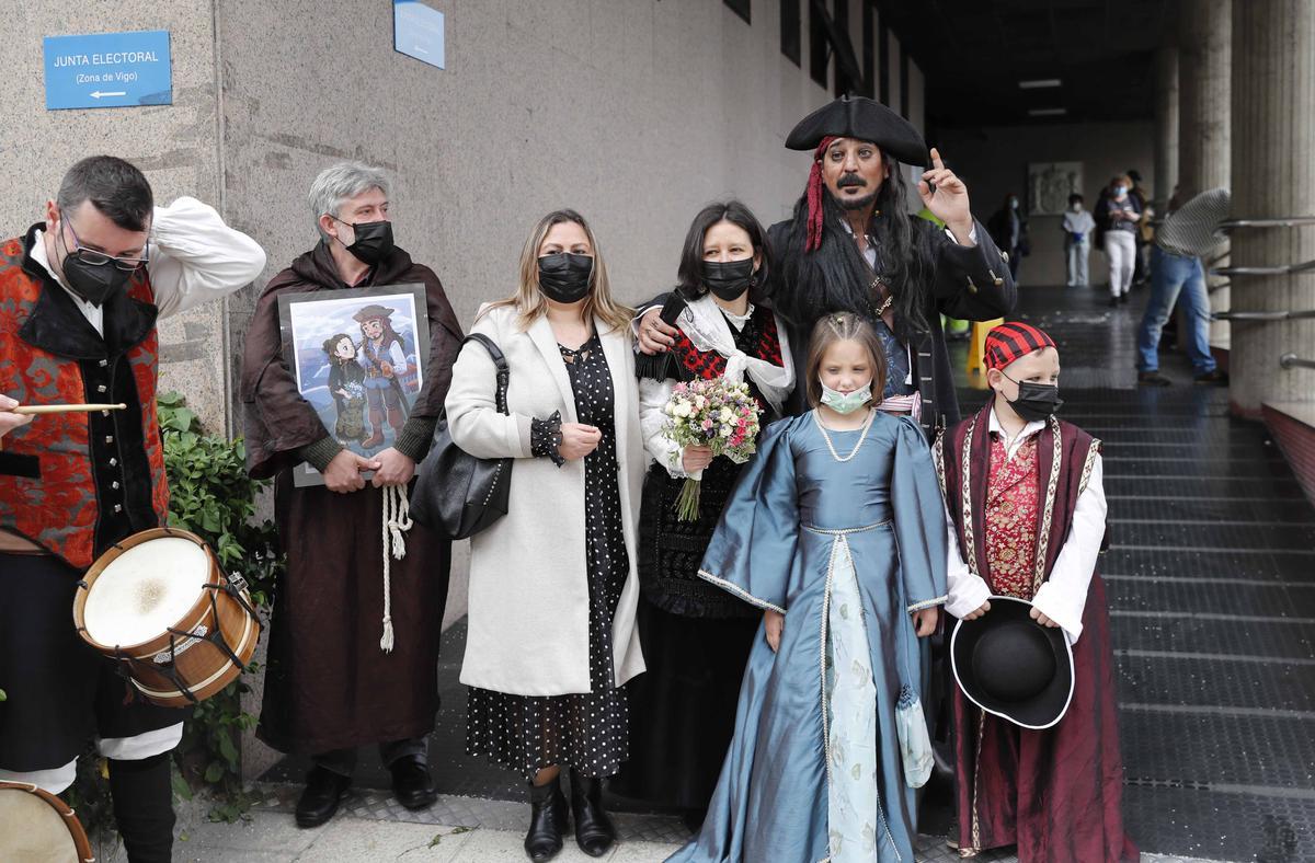 Un 'Sí quiero' muy pirata en Vigo