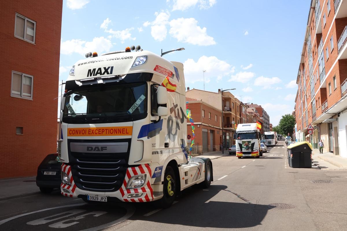 GALERÍA | Conductores zamoranos salen a la calle para celebrar la festividad de San Cristóbal GALERÍA | Conductores zamoranos salen a la calle para celebrar la festividad de San Cristóbal