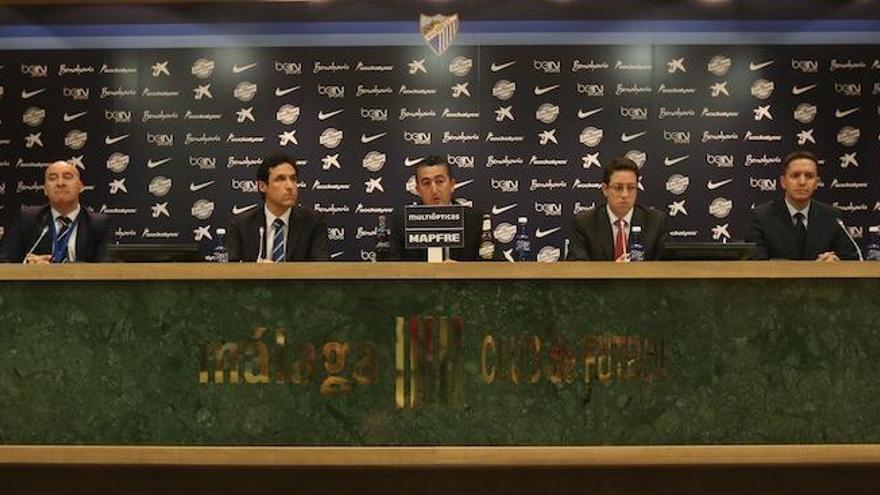 Imagen de González Segura y su equipo de trabajo del pasado 30 de noviembre en La Rosaleda.