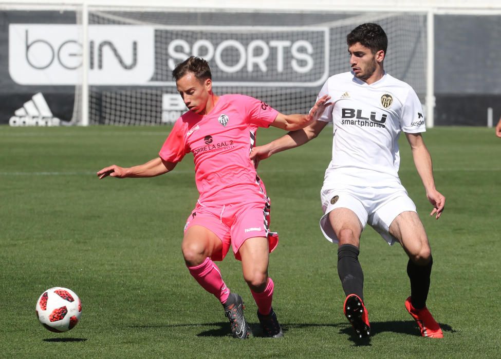 Valiosa victoria del Valencia CF Mestalla