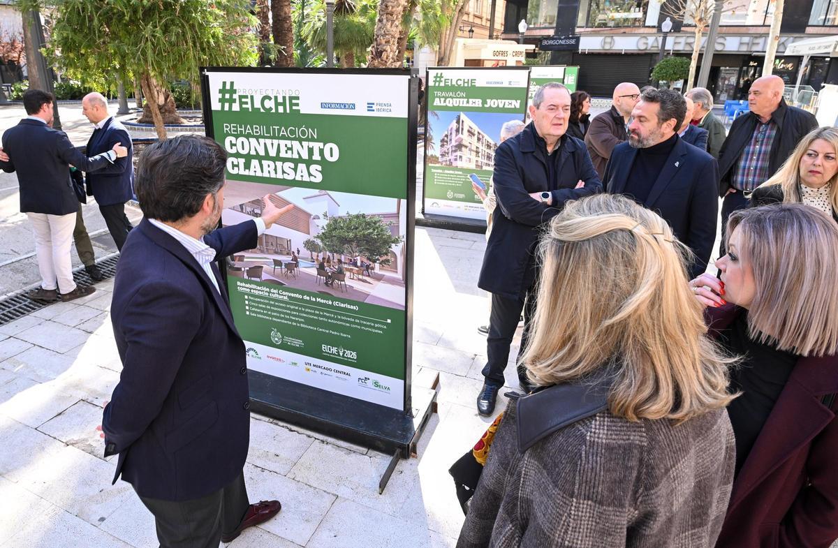 INFORMACIÓN inaugura en la Glorieta la exposición "Proyectando Elche"