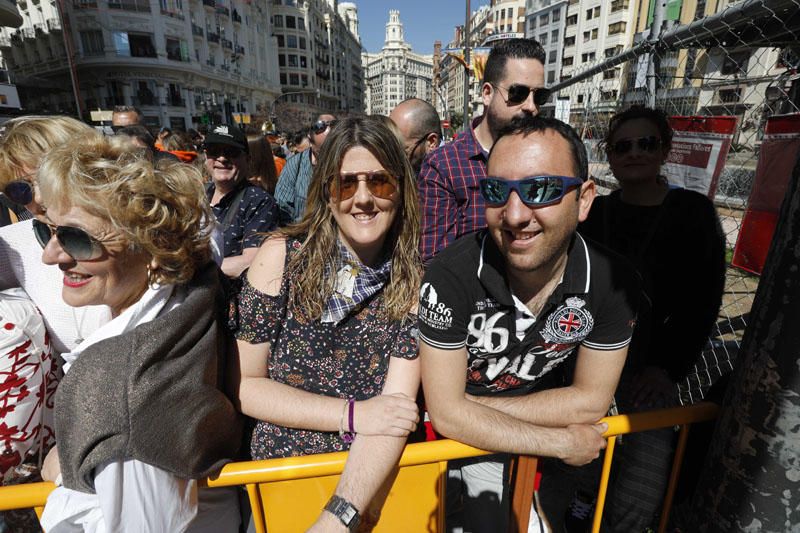 Búscate en la mascletà del 12 de marzo