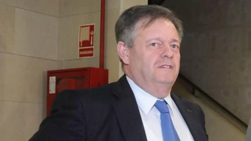 La presión en redes sociales deja sin efecto un patrocinio de Gálvez con el Real Murcia
