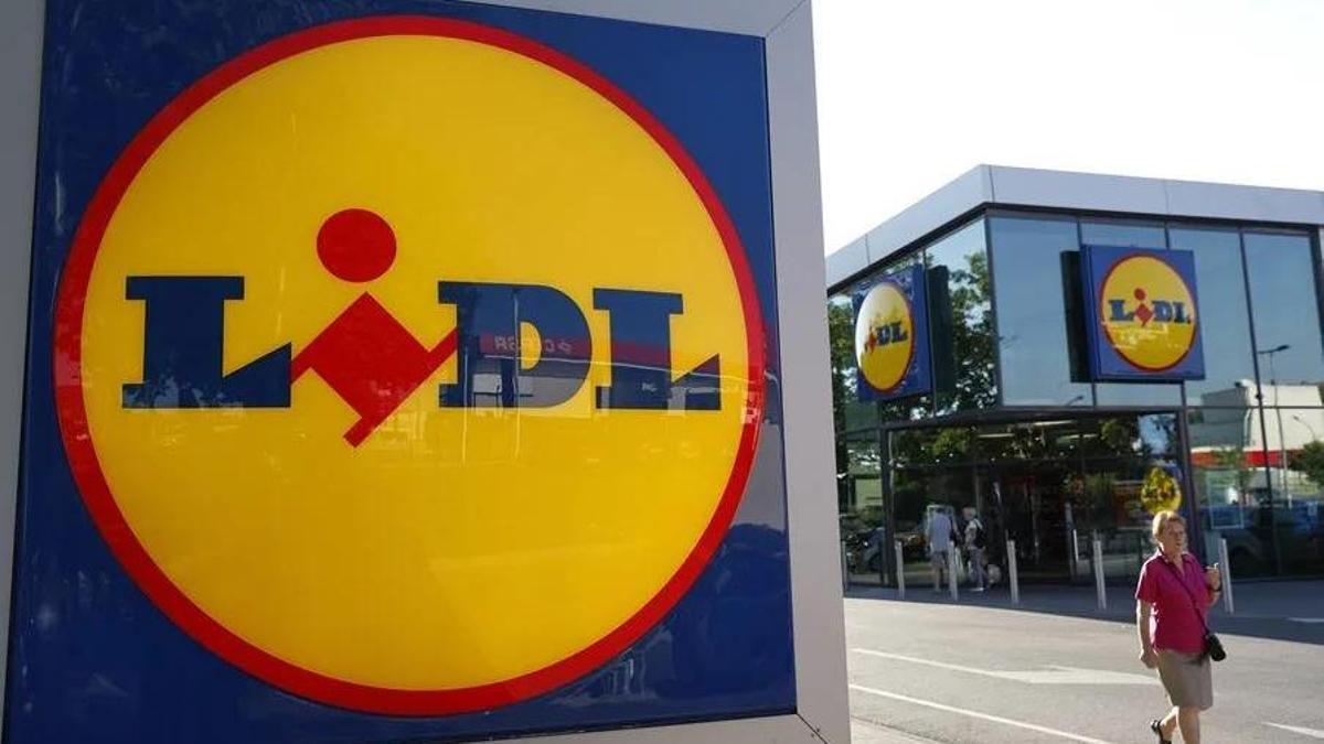 Entrada a un supermercado Lidl en Madrid