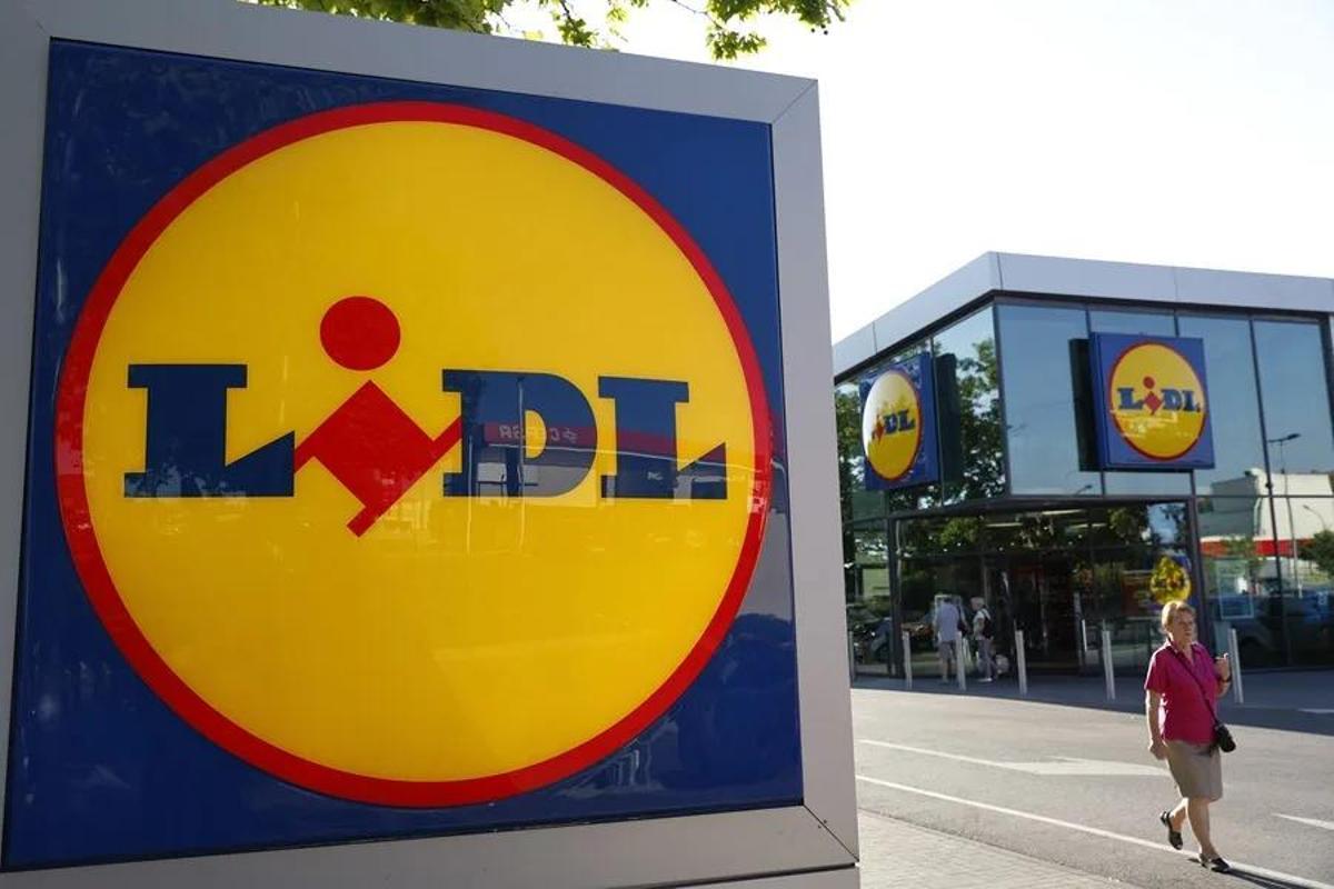 Entrada a un supermercado Lidl en Madrid