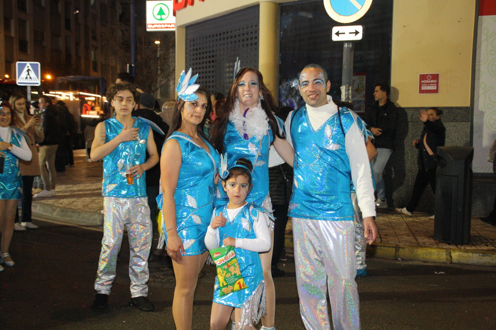 Vinaròs vuelve a llenarse de colorido con el segundo gran desfile del Carnaval