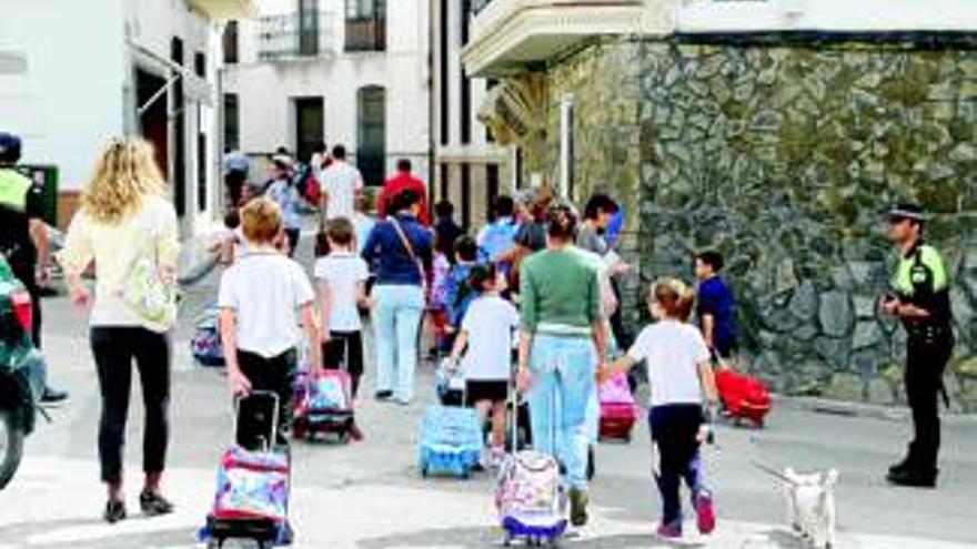 El Consistorio fija itinerarios seguros para ir a los colegios