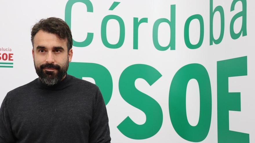 El PSOE de Córdoba sugiere a Moreno que se tatúe los números de las listas de espera de la sanidad andaluza