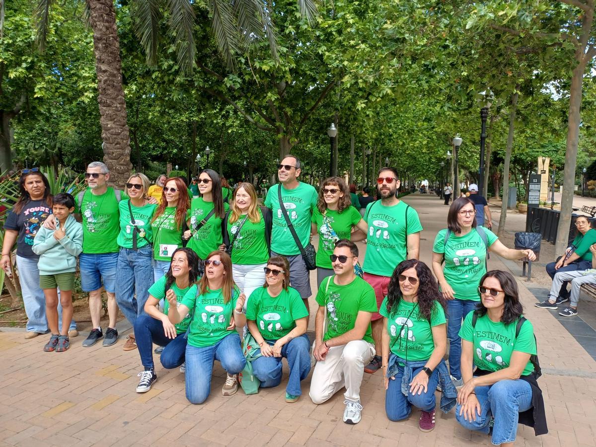 Docentes del Soler i Godes también se concentraron.