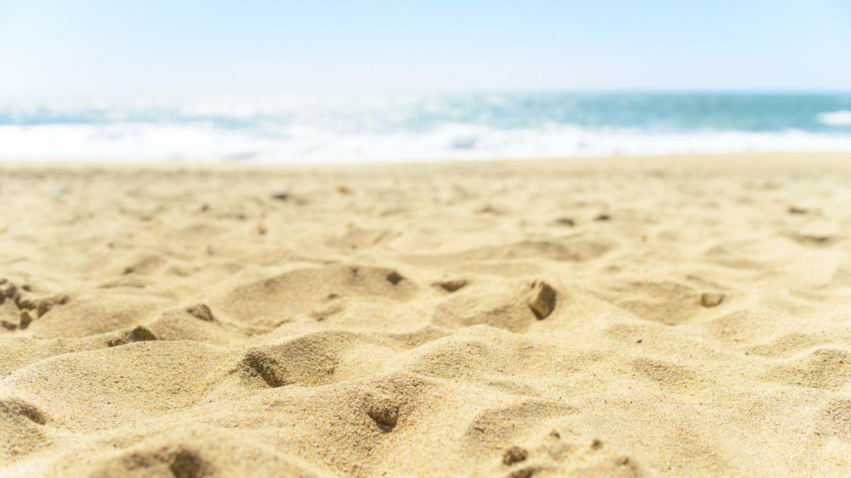 La arena de la playa, un componente esencial del patrimonio